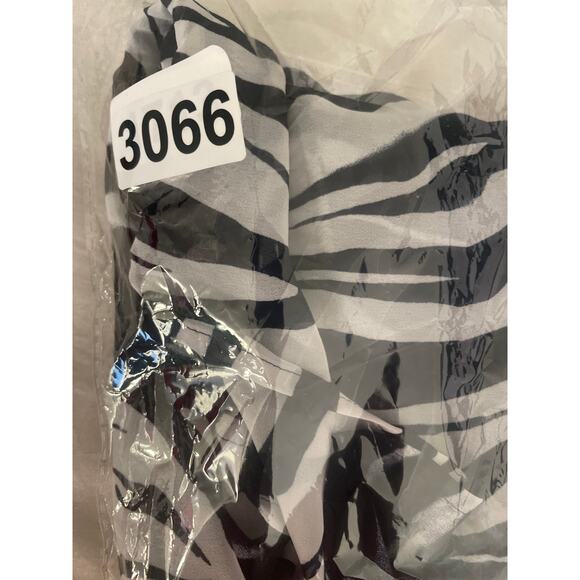 Chicos 3 Women TunicTop XL Abstract Animal Print Zipper Accent Rocker Whimsigoth - Picture 16 of 16